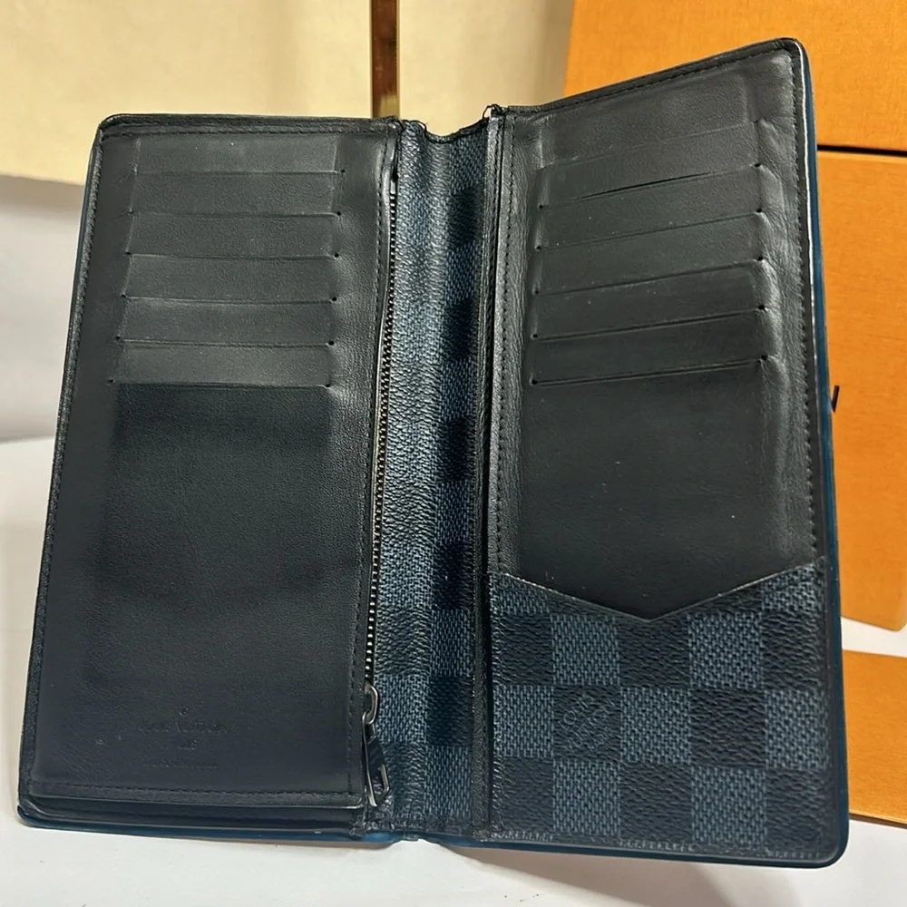 Louis Vuitton Brazza Demier Ebene Wallet